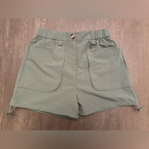 NWT AARON AND AMBER OLIVE GREEN NYLON SHORTS - Size Small SKU:483